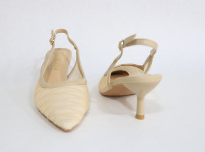 CLOSED SANDAL