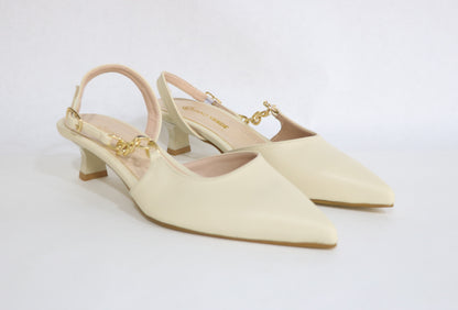 CLOSED SANDAL