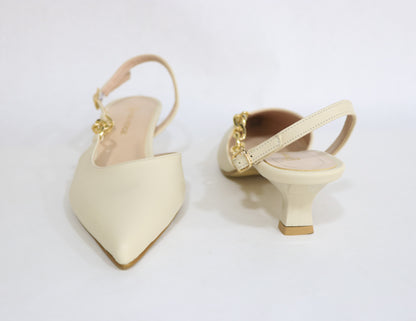 CLOSED SANDAL