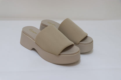 EQUIPE Platform Slide Sandals