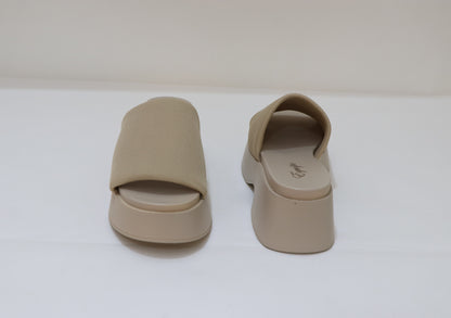 EQUIPE Platform Slide Sandals