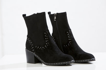 DELOTTO studded ankle boots