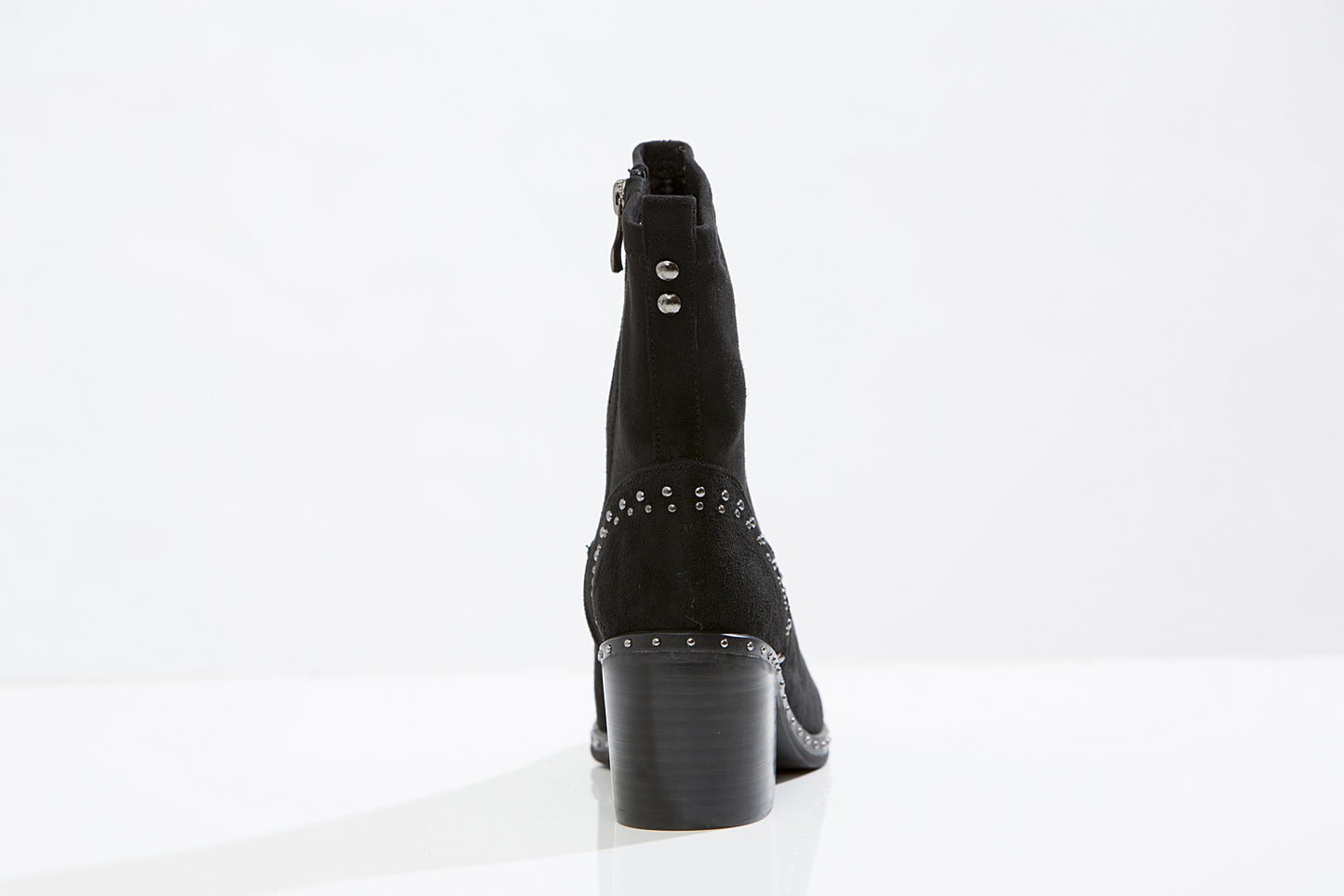 DELOTTO studded ankle boots