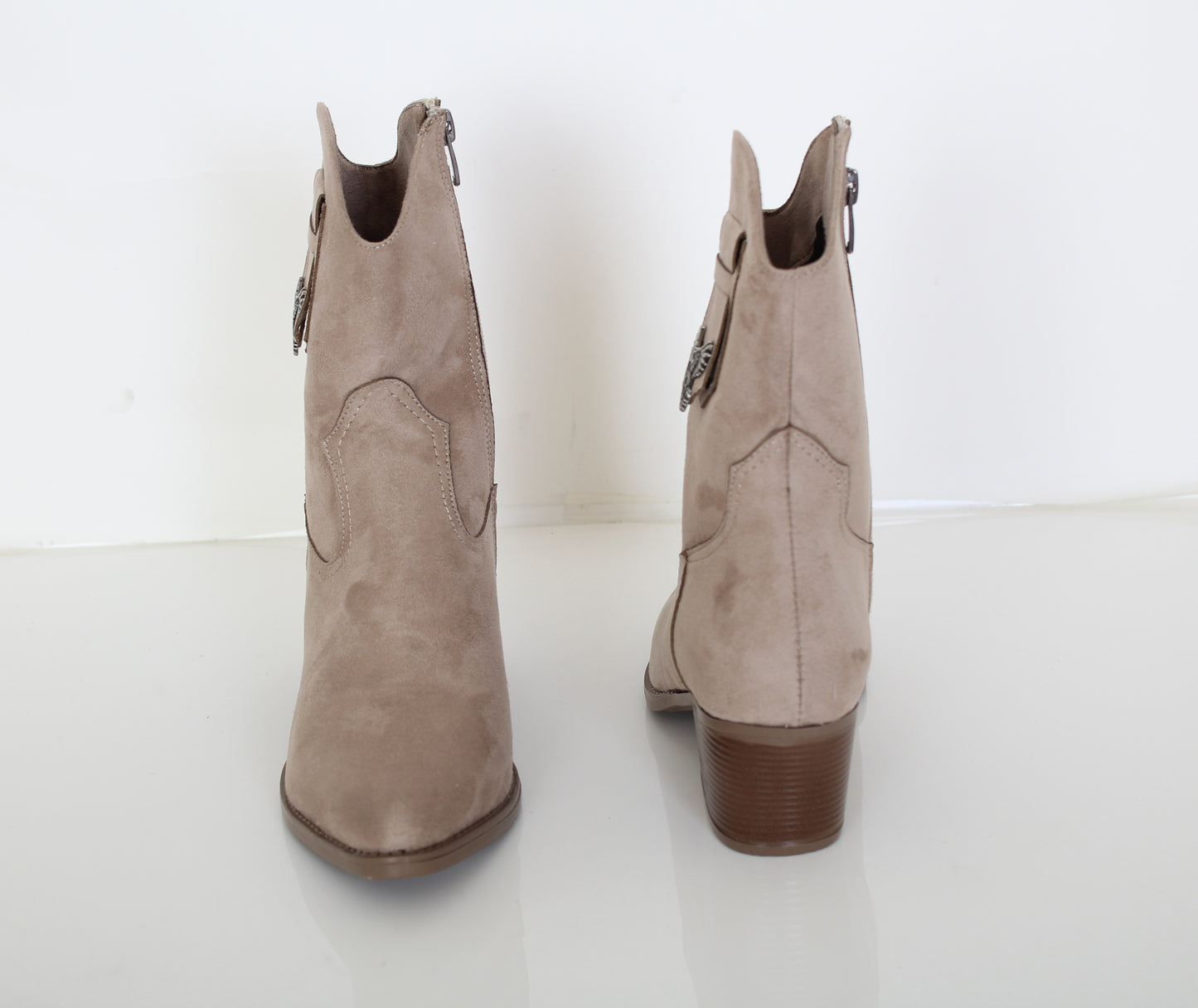 STAYIL- WESTERN STYLE BOOTS